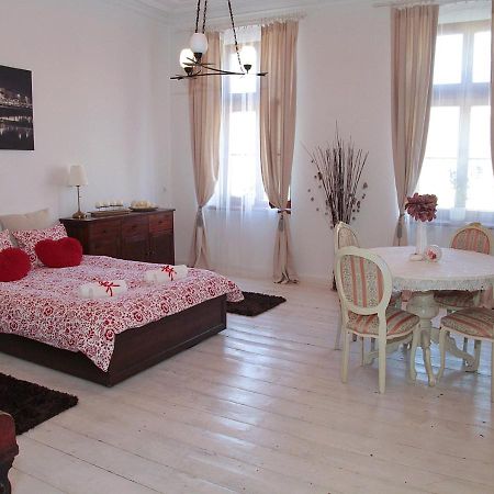 Grey Studio Apartment Wroclaw Luaran gambar