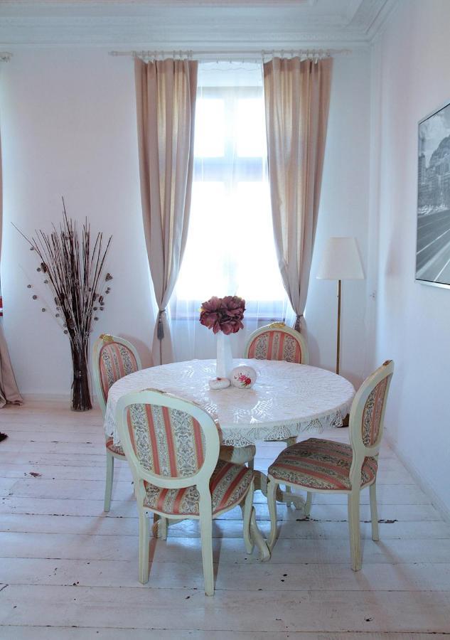 Grey Studio Apartment Wroclaw Luaran gambar
