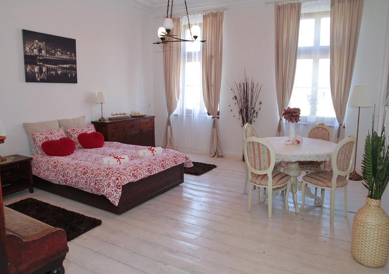 Grey Studio Apartment Wroclaw Luaran gambar